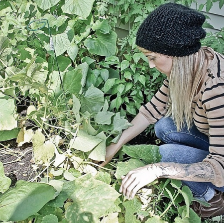 Dream woman- vegan, gorgeous and just generally badass @nomyourself